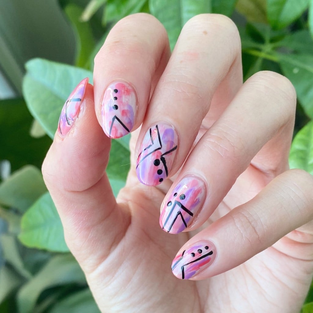 Watercolor Pink Purple Black Line Oval Nails Watercolor Pink Purple Black Line Oval Nails — Easy Nail Art Ideas