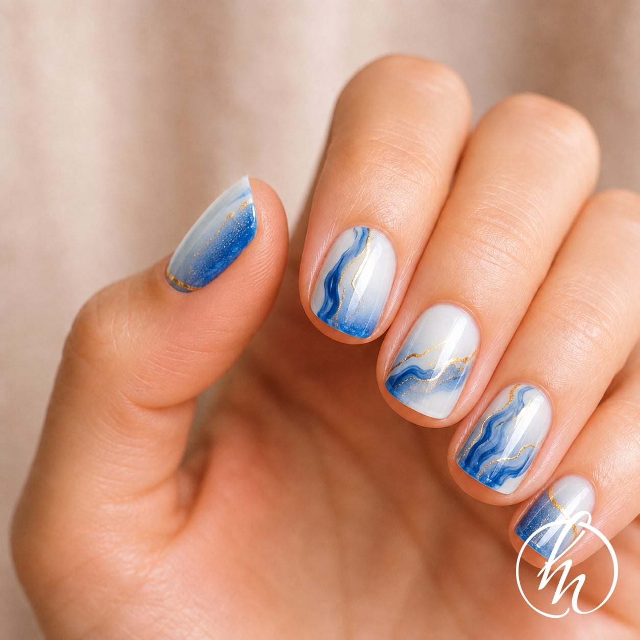 Short Almond Blue White Gold Accent Wave Nails Short Almond Blue White Gold Accent Wave Nails — Easy Wave Nails