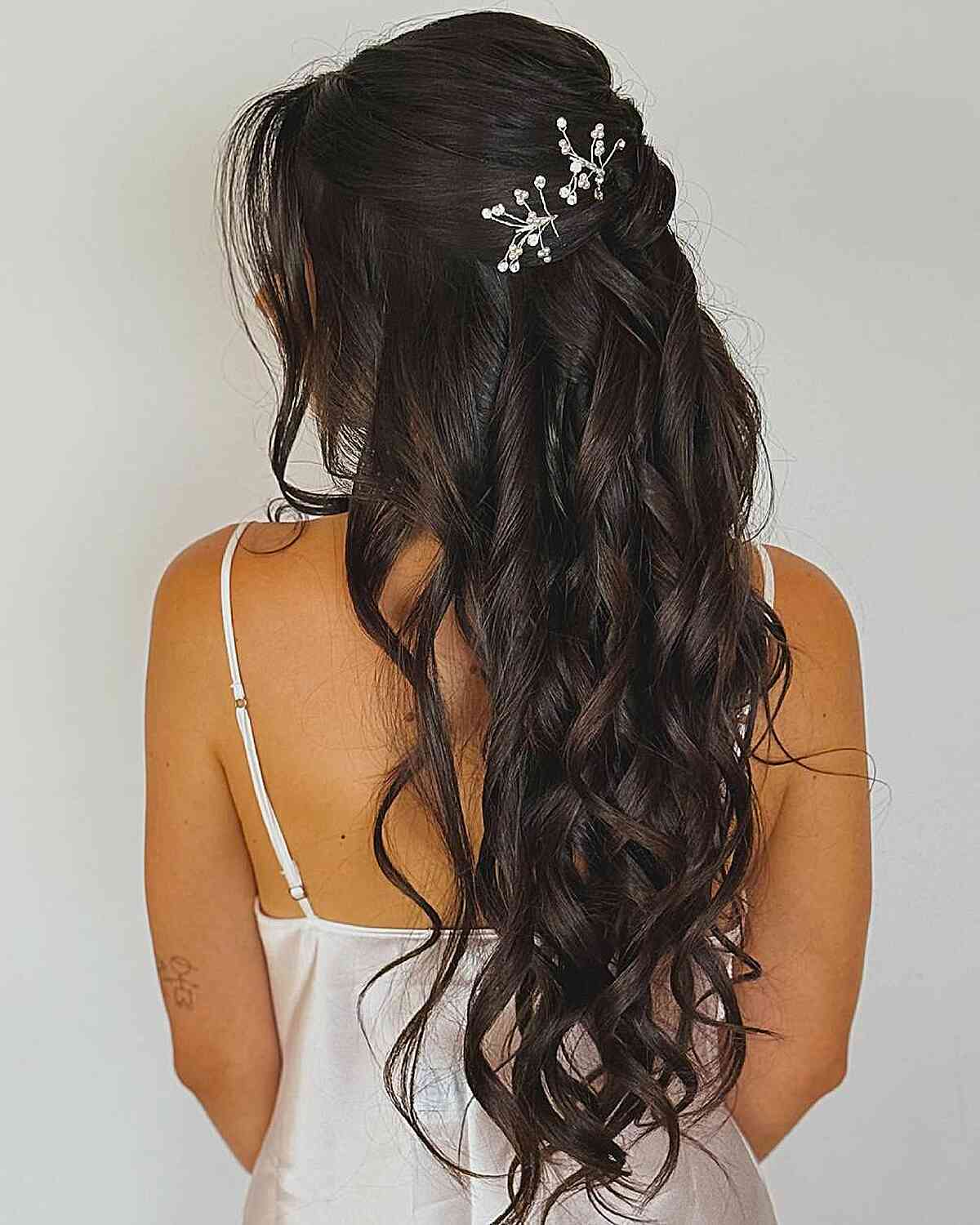 Twisted Sections With Soft Curls And Pins — Easy Wedding Hairstyles for Long Hair