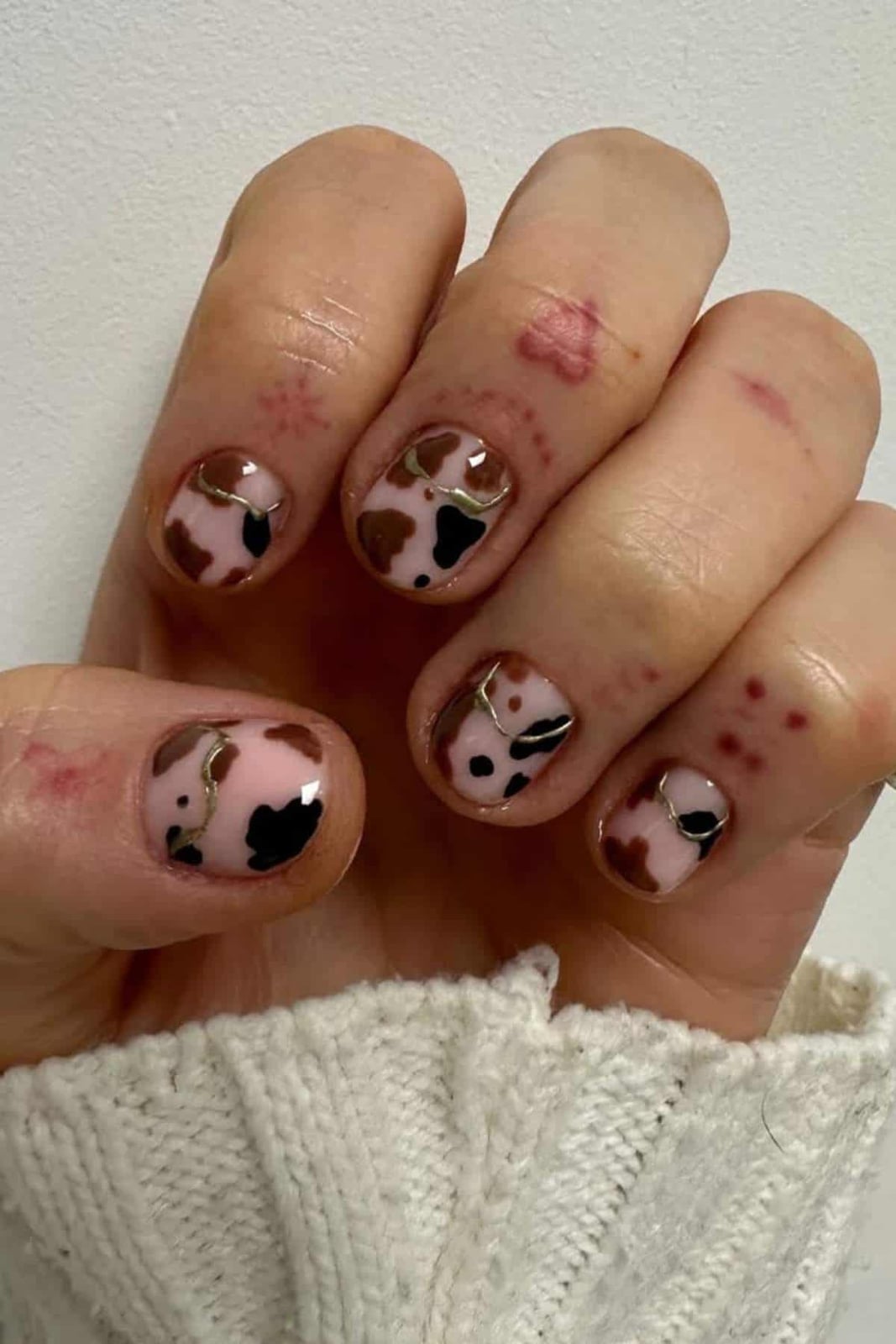 Short Square Nails With Pink Cow Print And Gold — Easy Western Nails
