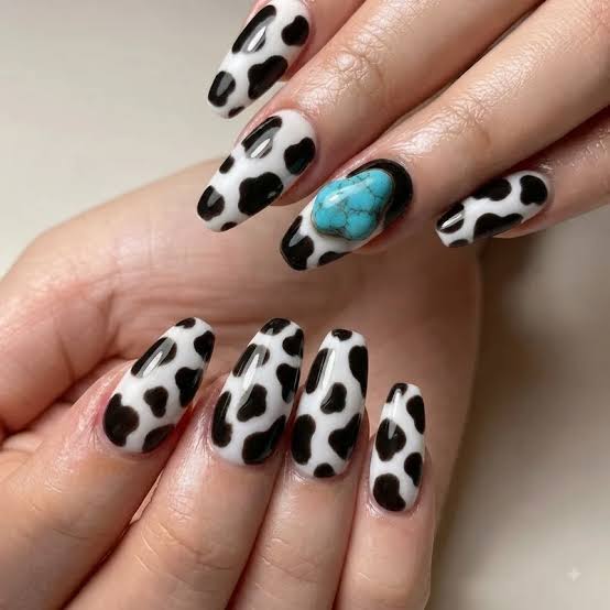 Long Coffin Nails With Cow Print And Turquoise Stone, Close-Up Take — Easy Western Nails