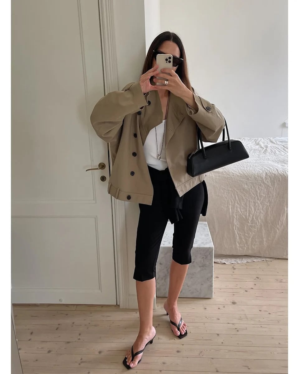 Black Capri Pants With Cropped Jacket — Elegant Black Capri Pants Outfit