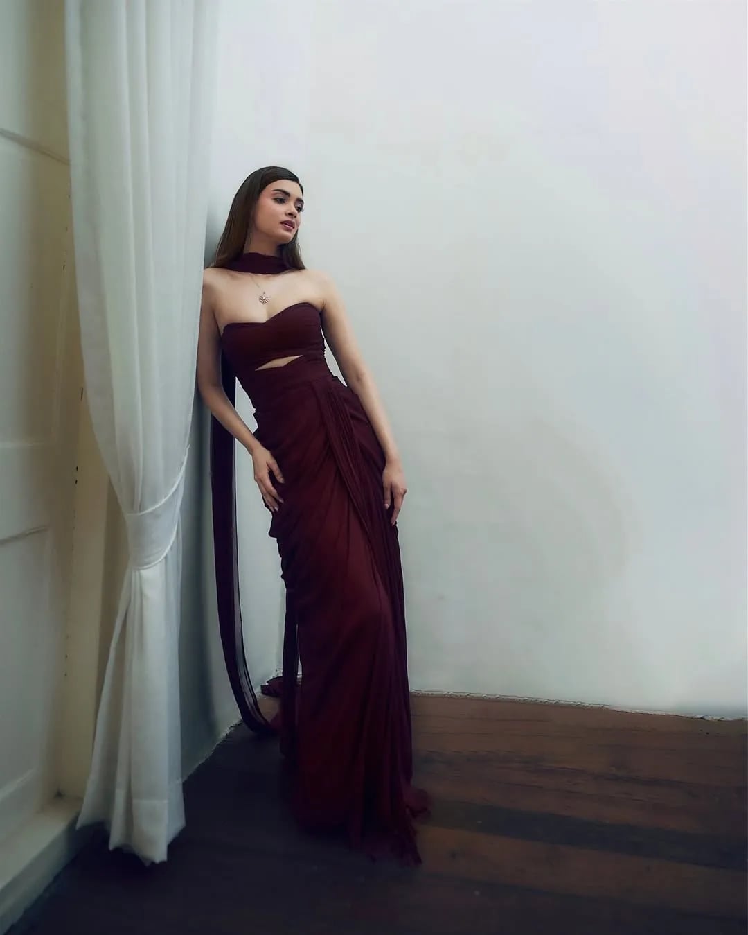 Burgundy Chiffon Gown with Strapless Draped Overlay, Close-Up Take Burgundy Chiffon Gown with Strapless Draped Overlay, Close-Up Take — Elegant Burgundy Dress Outfit