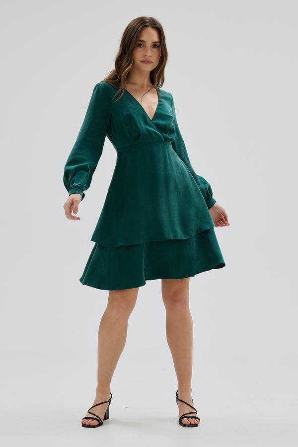 Emerald Green Long-Sleeve Tiered Dress — Elegant Cocktail Dresses