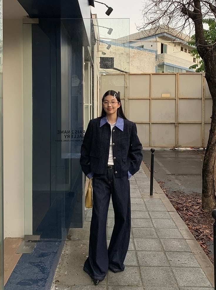 Navy Tweed Jacket and Wide-Leg Jeans — Elegant Korean Outfits