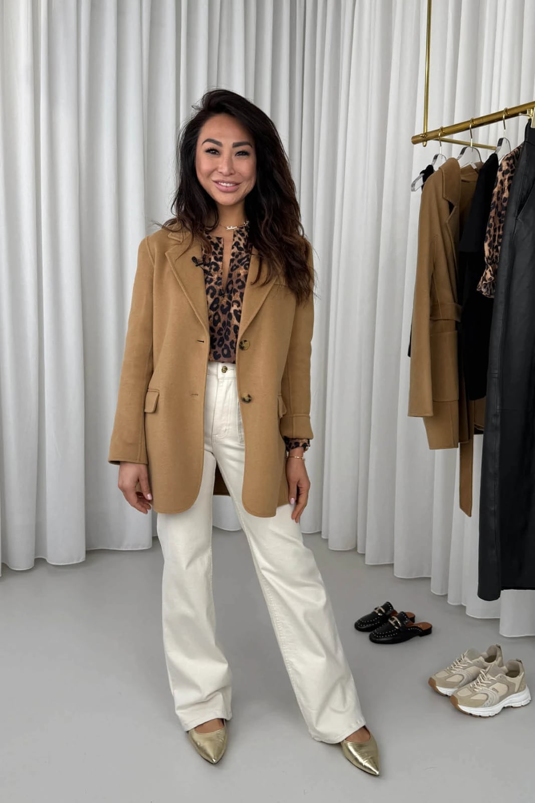 Camel Blazer Over Leopard Print Blouse Camel Blazer Over Leopard Print Blouse — Elegant Leopard Print Outfits