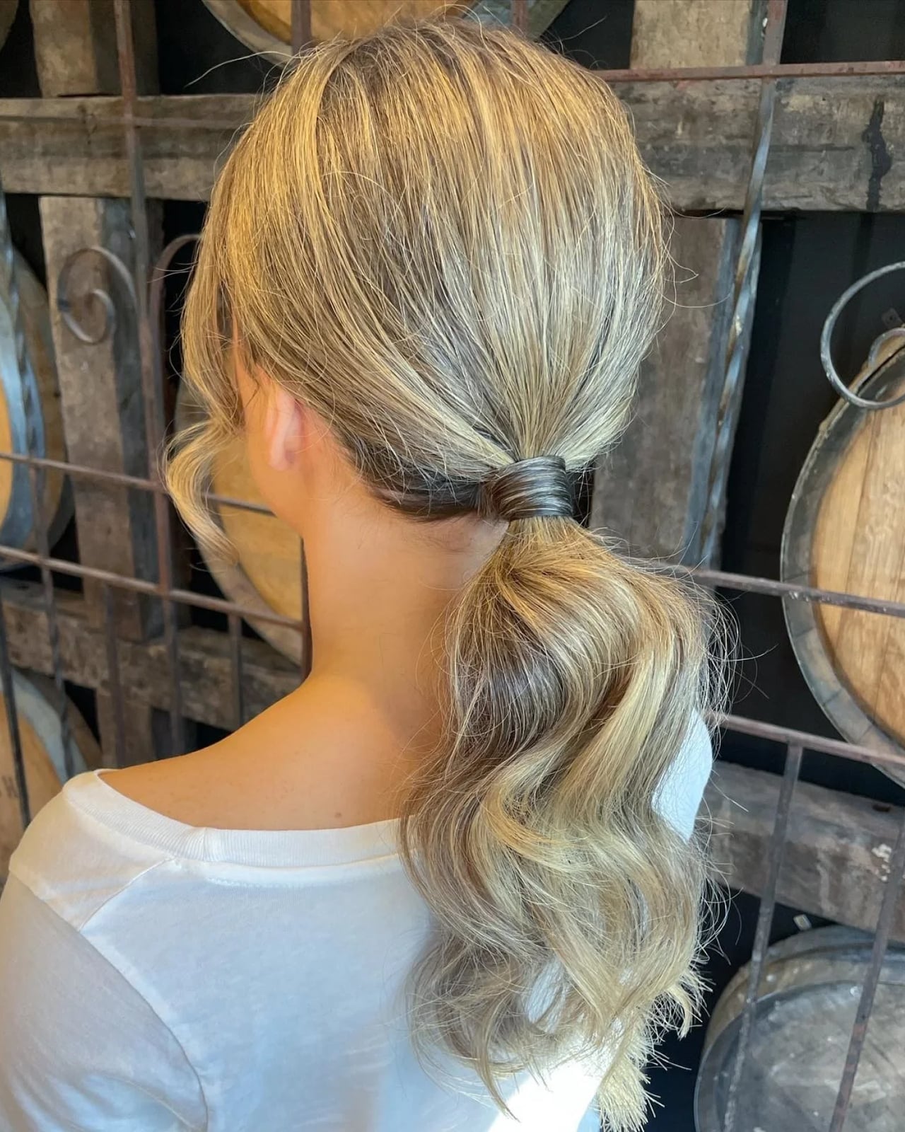 Voluminous Honey Blonde Ponytail With Soft Waves Voluminous Honey Blonde Ponytail With Soft Waves — Elegant Low Ponytail Hairstyles