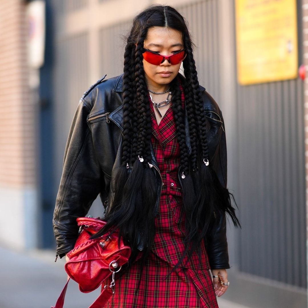Oversized Leather Biker Jacket Over Plaid Vest and Skirt Oversized Leather Biker Jacket Over Plaid Vest and Skirt — Elegant Rock Outfits