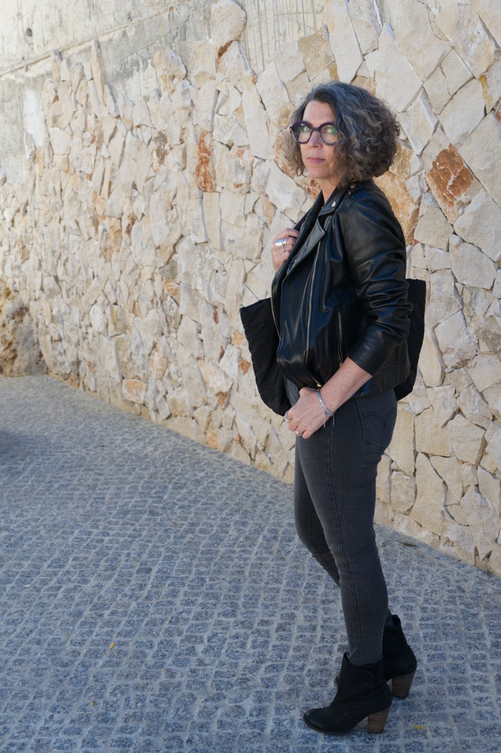 Black Leather Biker Jacket With Skinny Jeans Black Leather Biker Jacket With Skinny Jeans — Elegant Rock Outfits