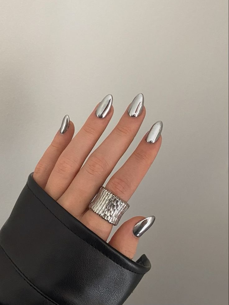 22+ Stunning Silver Nail Ideas You Need To Try — ASHLINA AVENUE