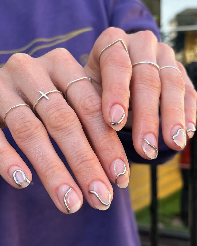 Clear Base Abstract Silver Line Art Nails Clear Base Abstract Silver Line Art Nails — Elegant Silver Nails