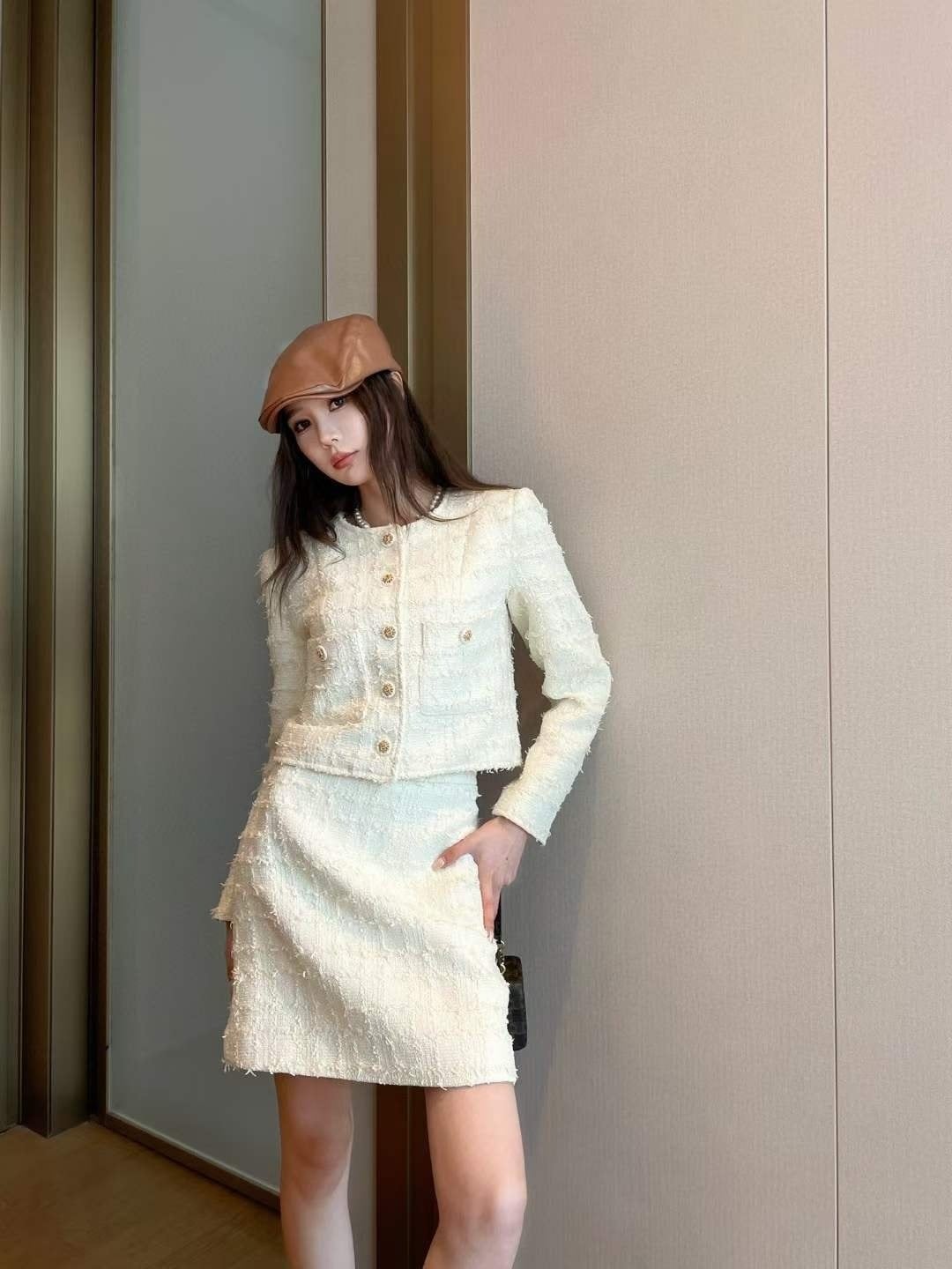White Tweed Jacket and Matching Mini Skirt White Tweed Jacket and Matching Mini Skirt — Elegant White Jacket Outfit
