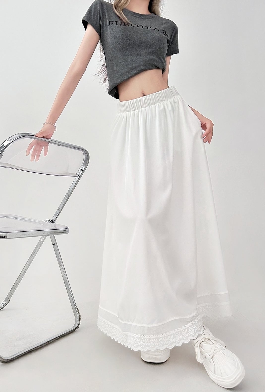 White Maxi Skirt With Lace Trim And Grey Crop Top White Maxi Skirt With Lace Trim And Grey Crop Top — Elegant White Skirt Outfit