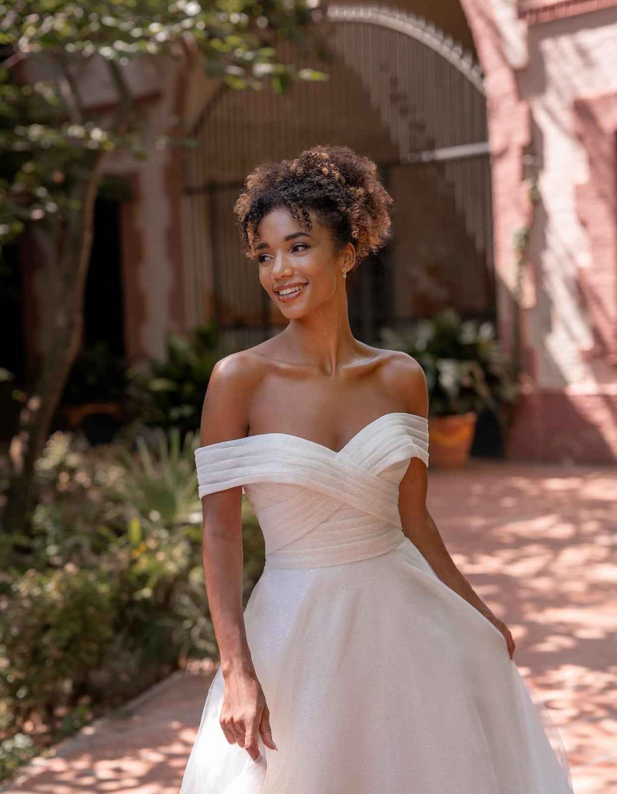 White Glitter Tulle Off-The-Shoulder Dress White Glitter Tulle Off-The-Shoulder Dress — Ethereal Dress Ideas