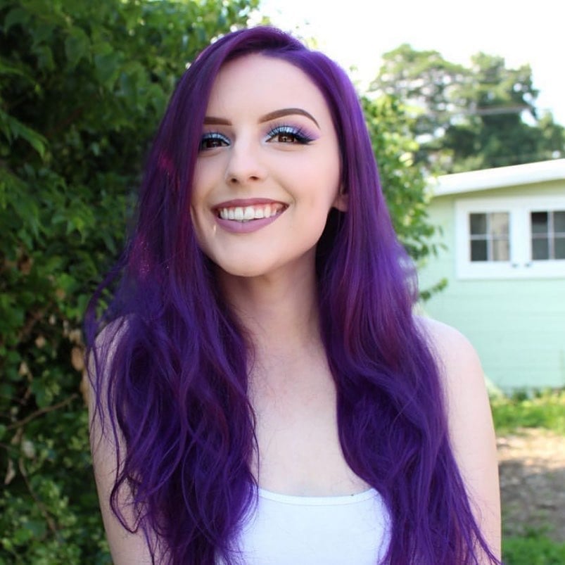 Mid-Back Solid Deep Purple Loose Waves Mid-Back Solid Deep Purple Loose Waves — Purple Hair Color Styles