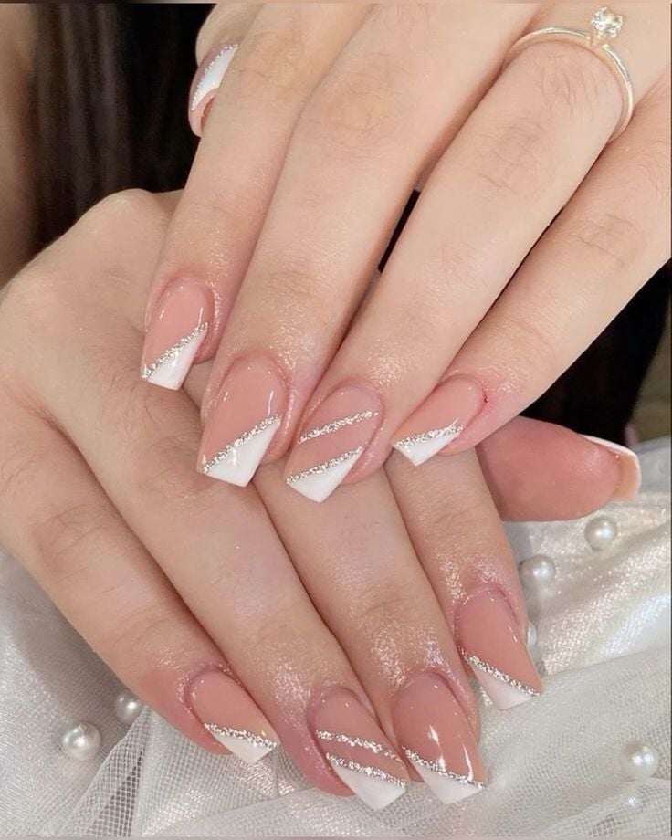 Nude White French Glitter Line Nails Nude White French Glitter Line Nails — Russian Manicure Designs