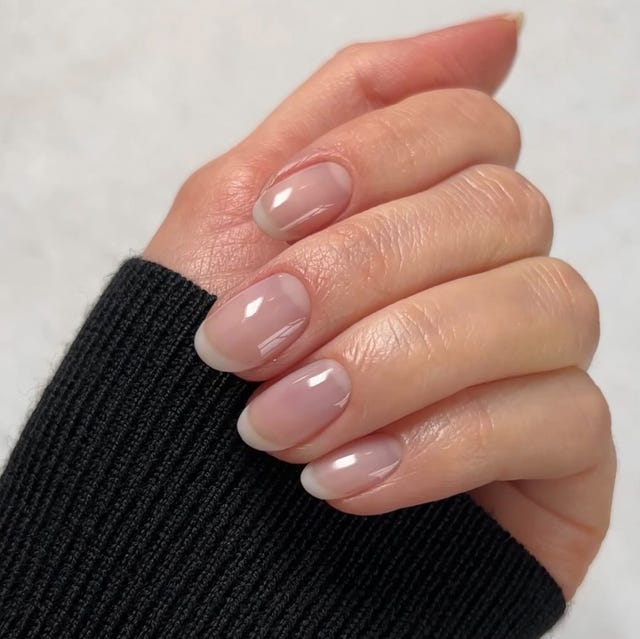 Sheer Nude Glossy Short Oval Nails Sheer Nude Glossy Short Oval Nails — Russian Manicure Designs