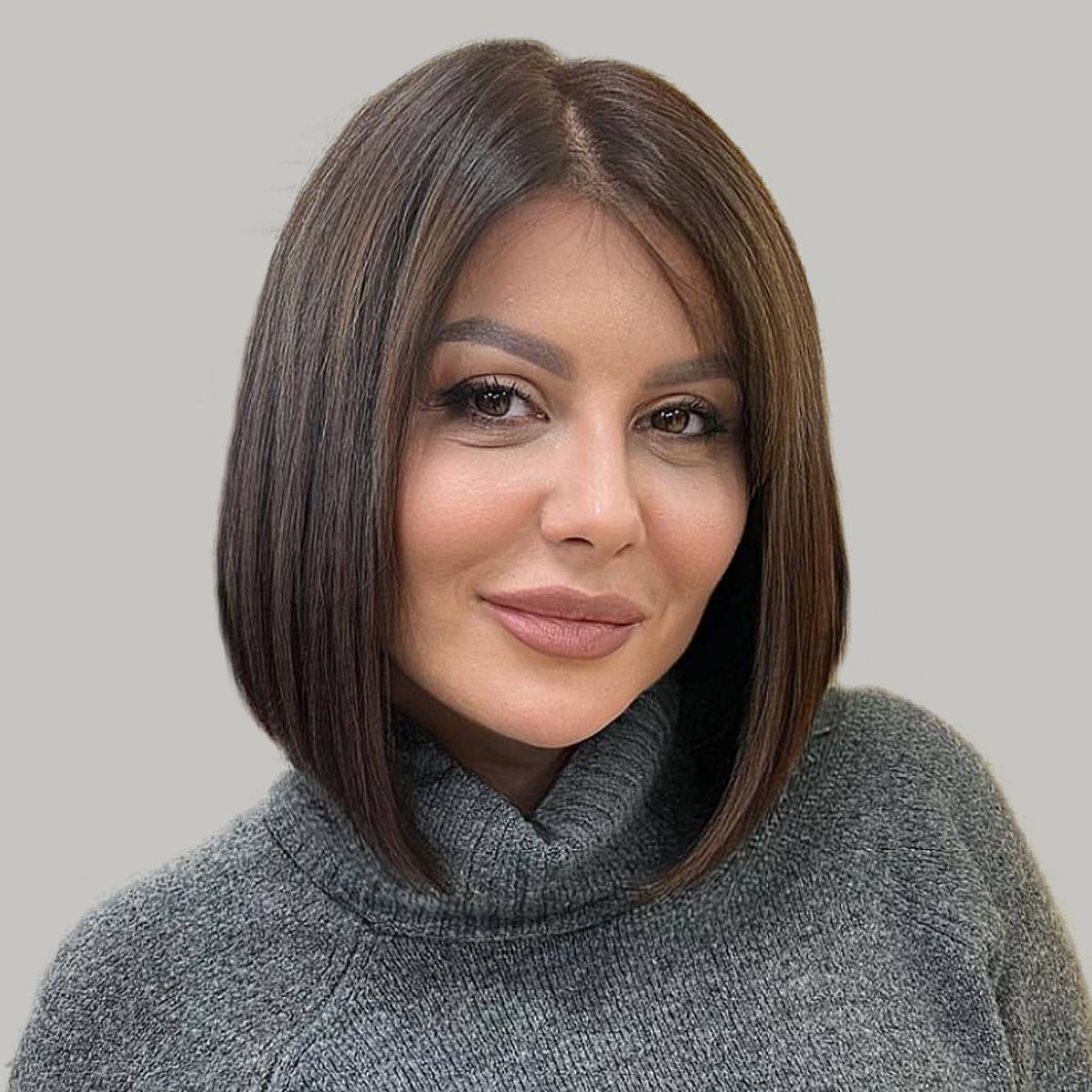 Glossy Dark Brown Blunt Bob Glossy Dark Brown Blunt Bob — Short Hair Ideas