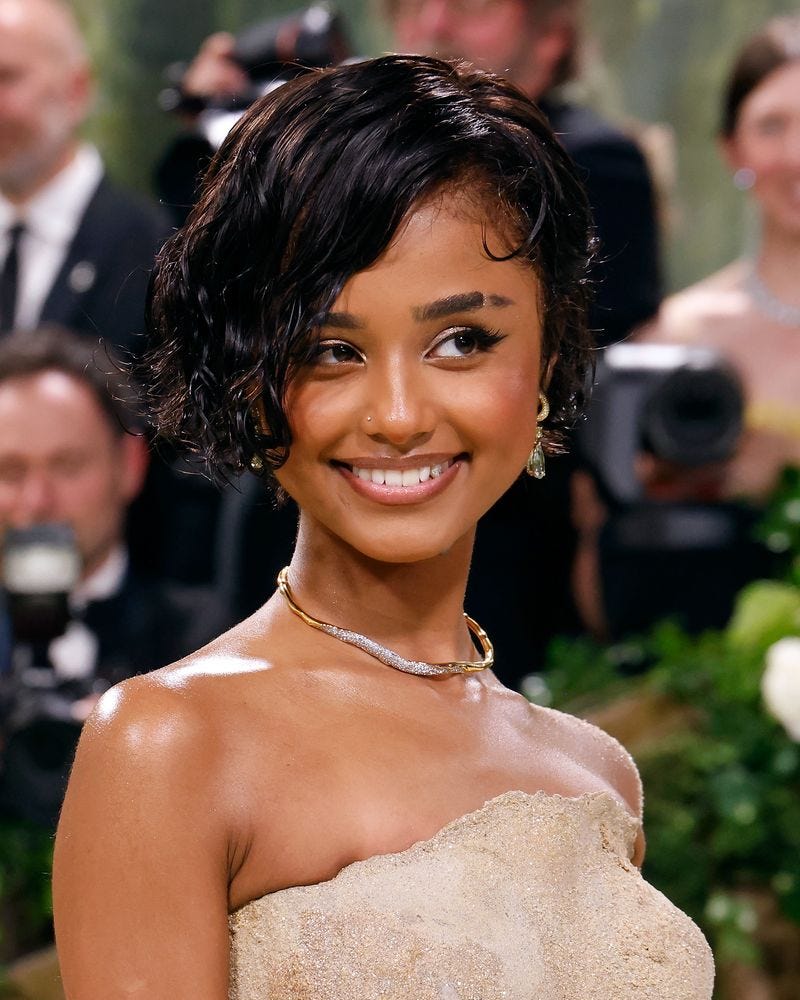 Chin Length Bob With Wispy Bangs Chin Length Bob With Wispy Bangs — Short Hair Ideas