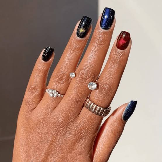 Dark Cat Eye Short Square Nails Dark Cat Eye Short Square Nails — Short Nails Color Designs