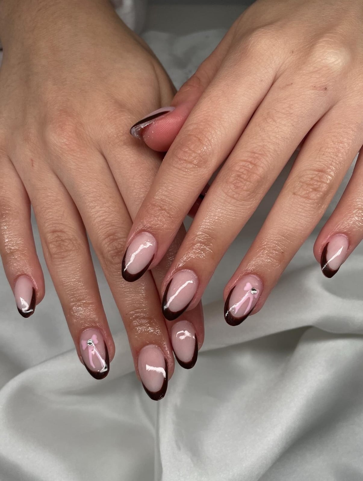 Dark Brown French Tip Almond Nails With White Accents Dark Brown French Tip Almond Nails With White Accents — Simple Almond Nails