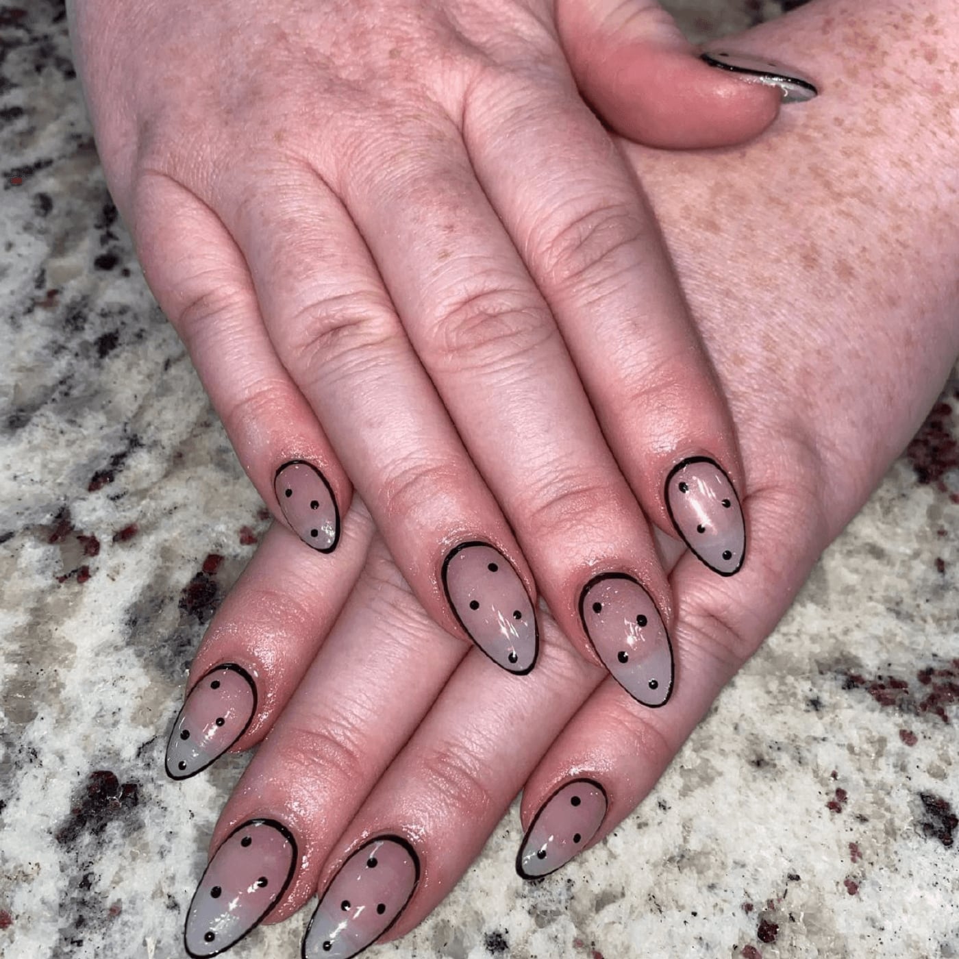 Clear Almond Nails With Black Outline And Dots Clear Almond Nails With Black Outline And Dots — Simple Almond Nails