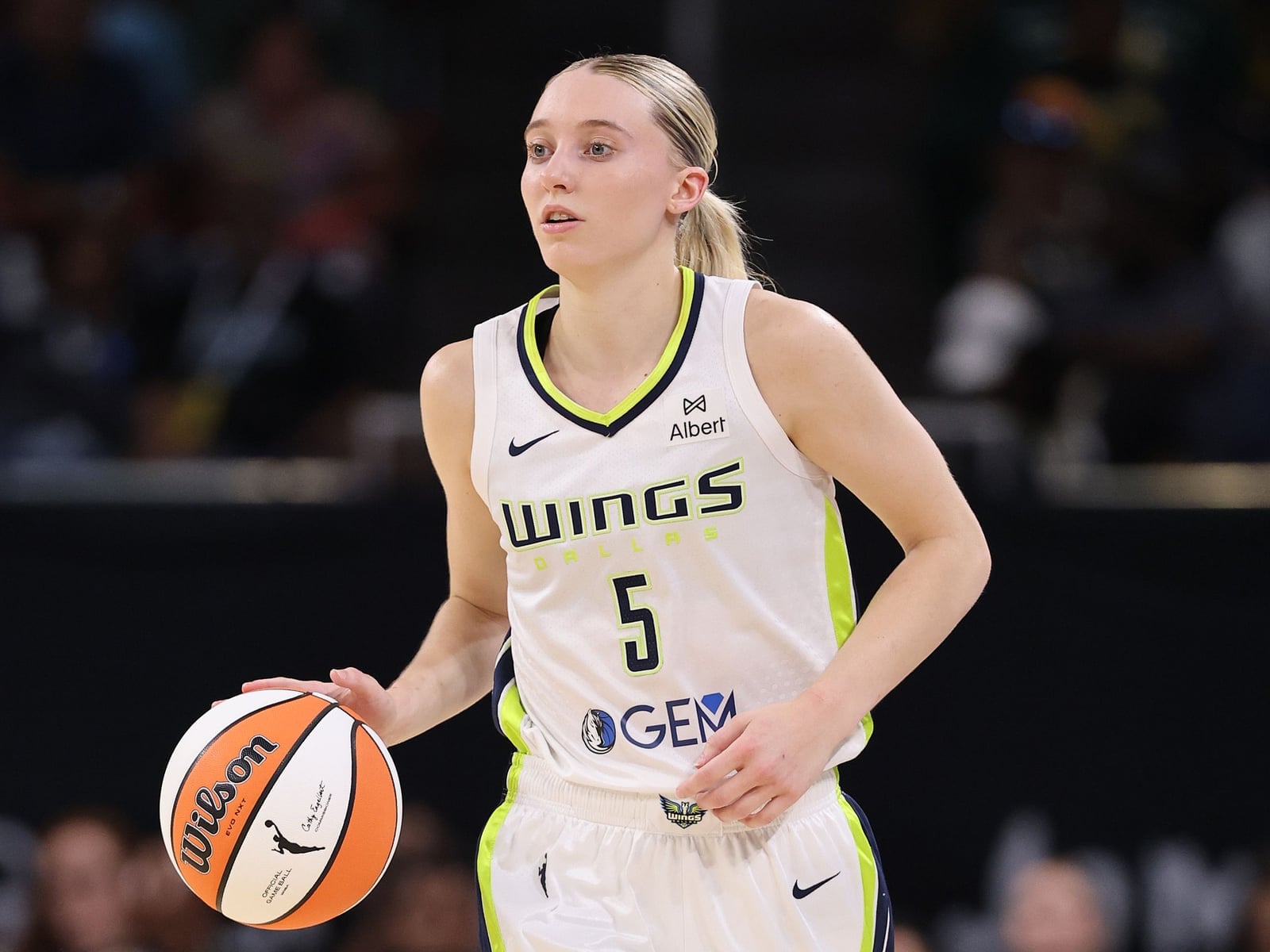 Dallas Wings Jersey on a Basketball Player Dallas Wings Jersey on a Basketball Player — Simple Basketball Game Outfits