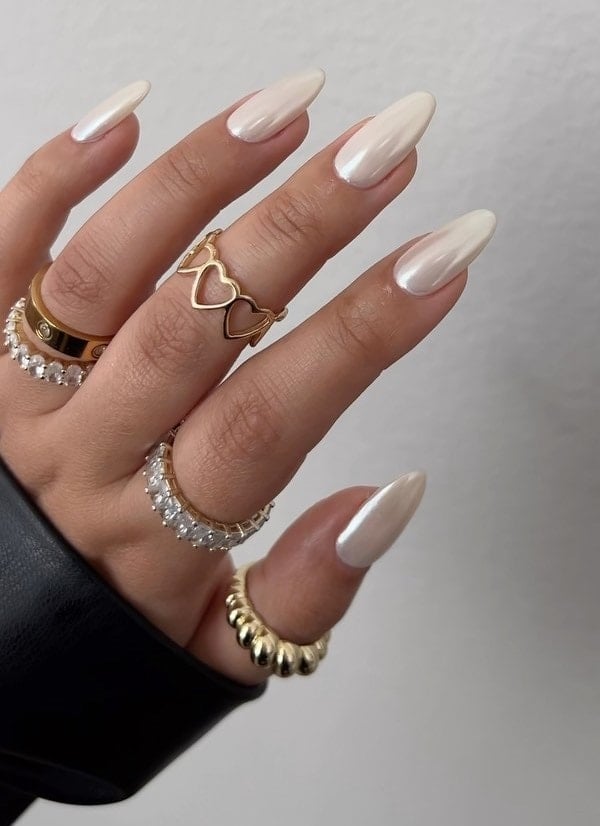 Milky White Shimmer Long Almond Nails Milky White Shimmer Long Almond Nails — Simple Birthday Nails Almond