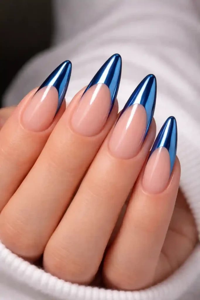 Metallic Blue French Tip Almond Nails Metallic Blue French Tip Almond Nails — Simple Blue Chrome Nails