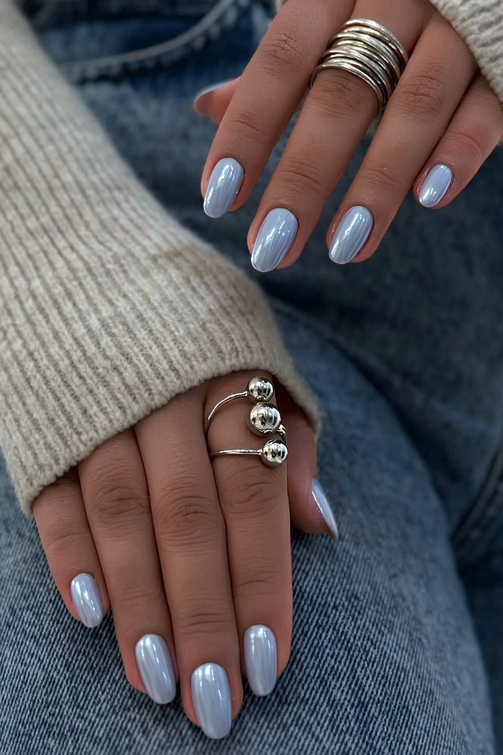 Uniform Light Blue Chrome Oval Nails Uniform Light Blue Chrome Oval Nails — Simple Blue Chrome Nails