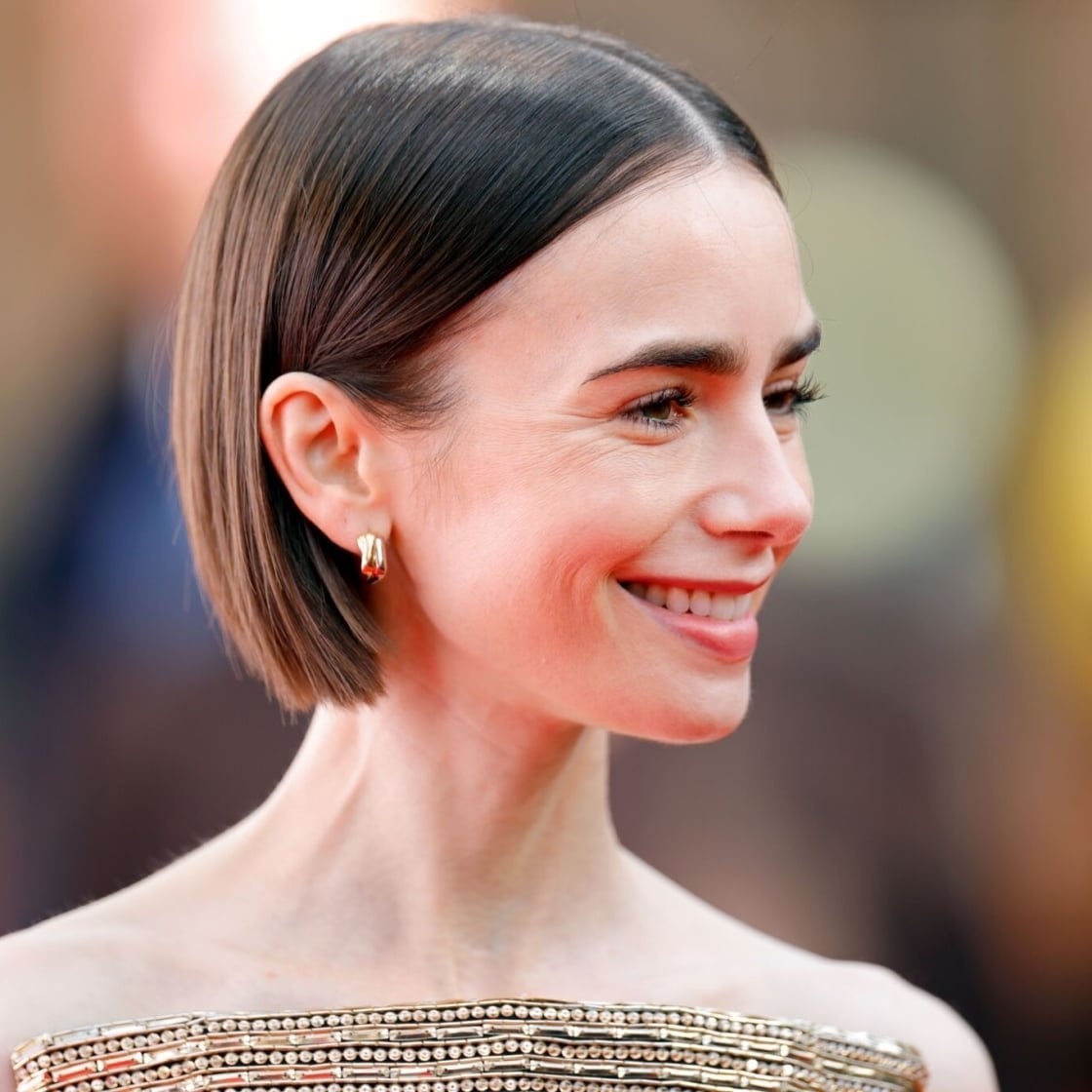 Sharp Chin Length Blunt Bob Dark Brown Sharp Chin Length Blunt Bob Dark Brown — Simple Blunt Bob