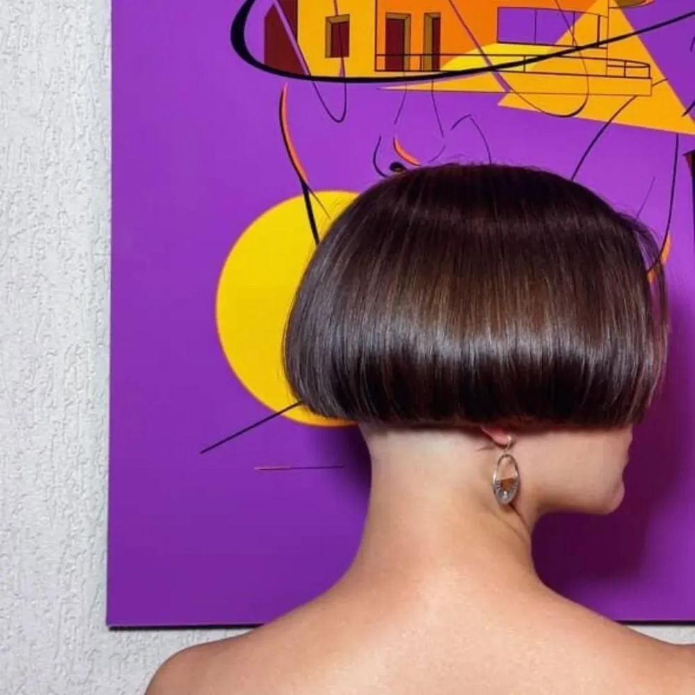 Back View Ear Length Dark Bob Back View Ear Length Dark Bob — Simple Blunt Bob