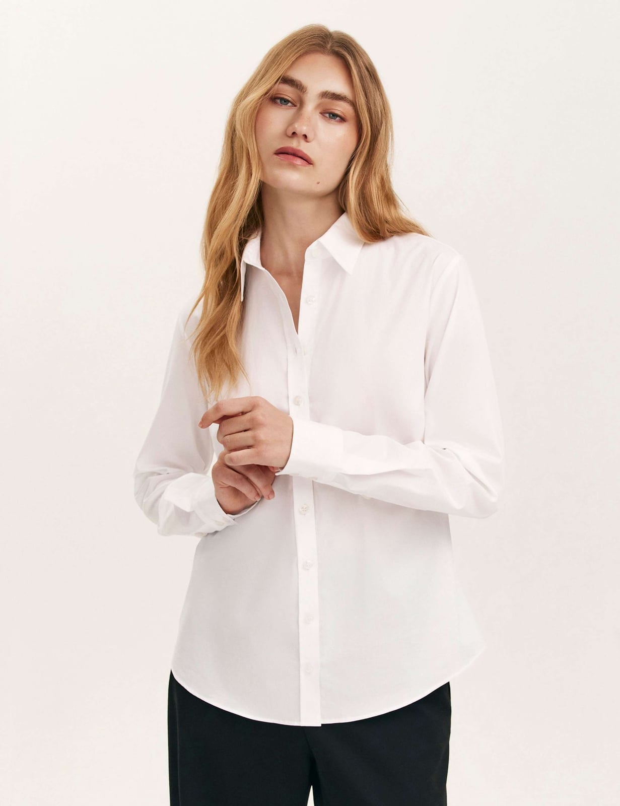 Fitted White Shirt with Black Bottoms Fitted White Shirt with Black Bottoms — Simple Button Down Outfits