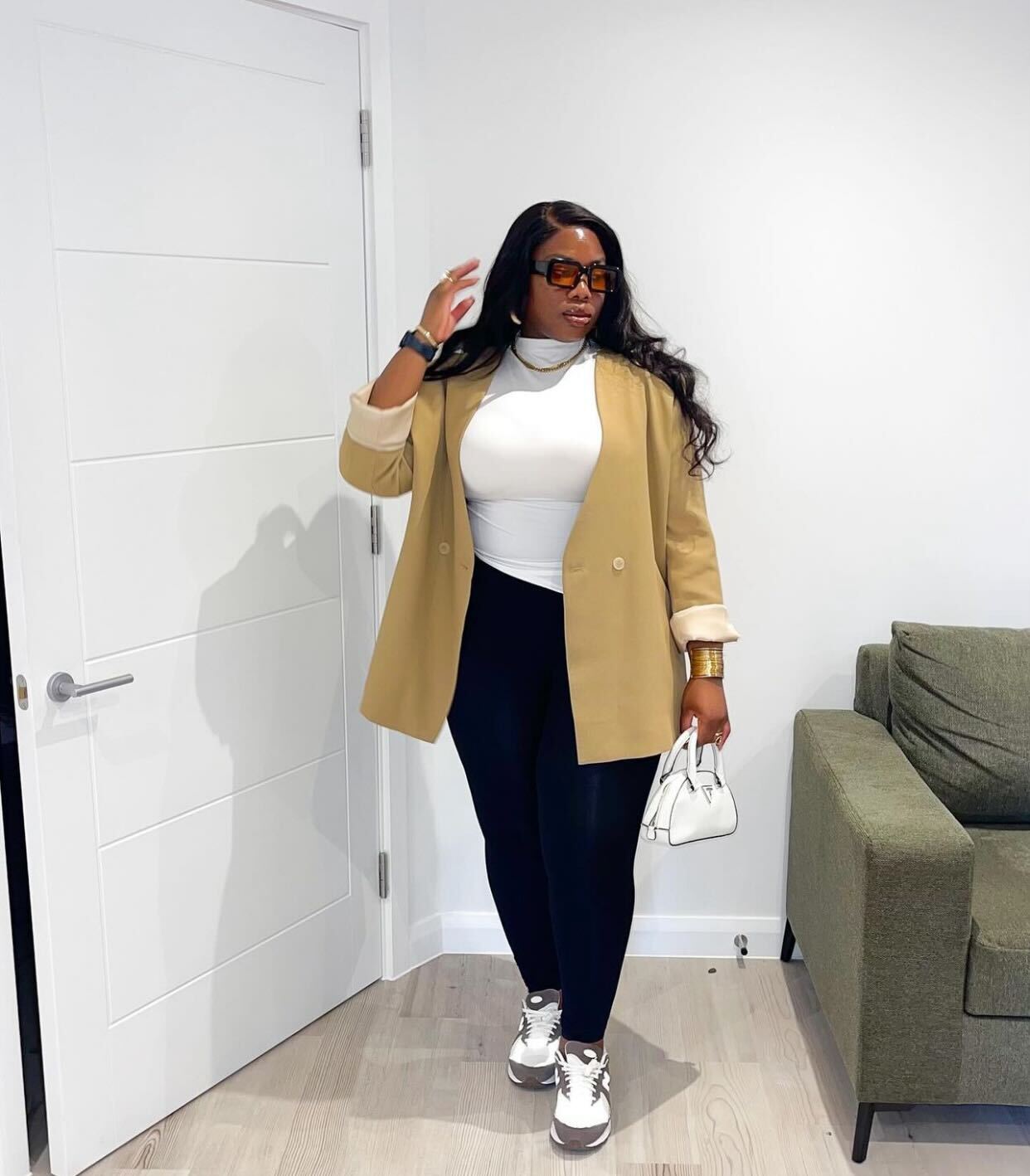 Tan Oversized Blazer Over White Turtleneck and Black Leggings Tan Oversized Blazer Over White Turtleneck and Black Leggings — Simple Corporate Outfits for Women