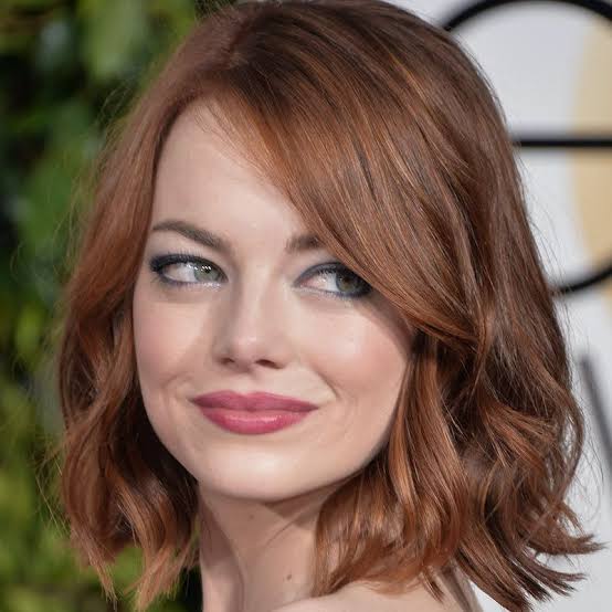 Thick Wavy Mid-Back With Rich Auburn, Close-Up Take Thick Wavy Mid-Back With Rich Auburn, Close-Up Take — Simple Dark Auburn Hair
