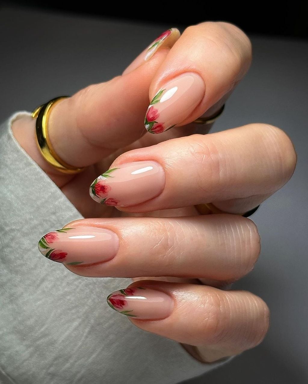 33 Elegant Flower Nail Designs From Simple to Intricate Florals