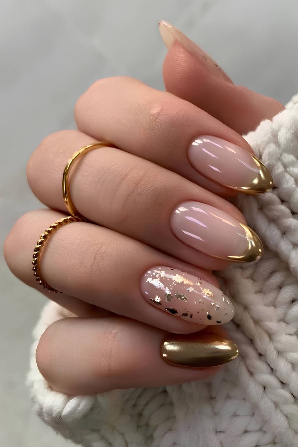 Medium Oval Nude Base Gold Chrome French Foil Medium Oval Nude Base Gold Chrome French Foil — Simple Gold Chrome Nails