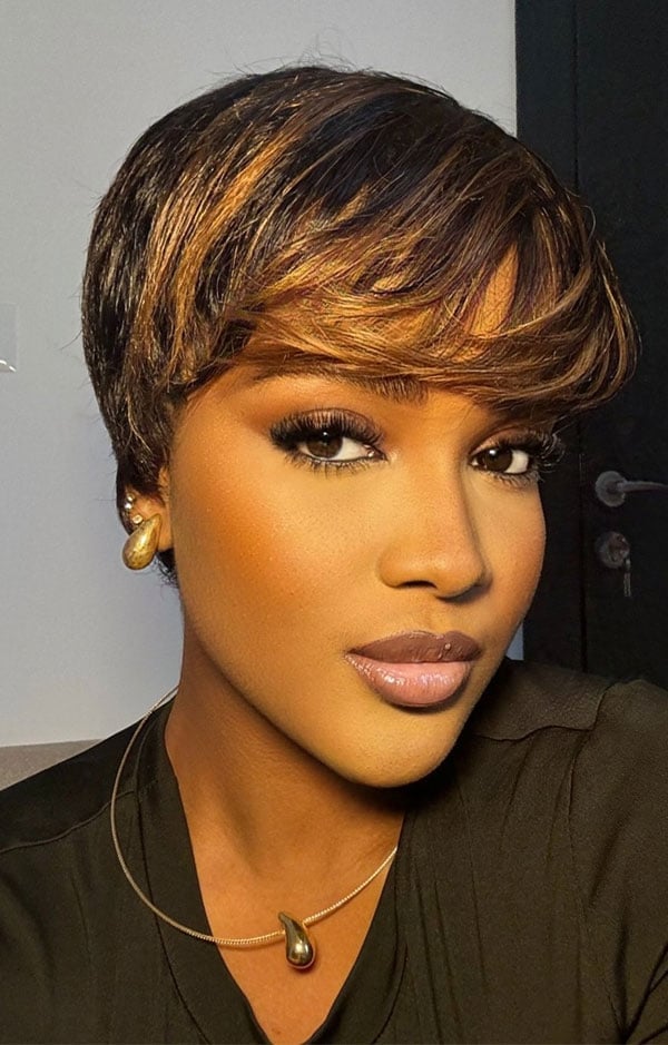Layered Pixie With Blonde Highlights Layered Pixie With Blonde Highlights — Simple Haircuts for Black Women