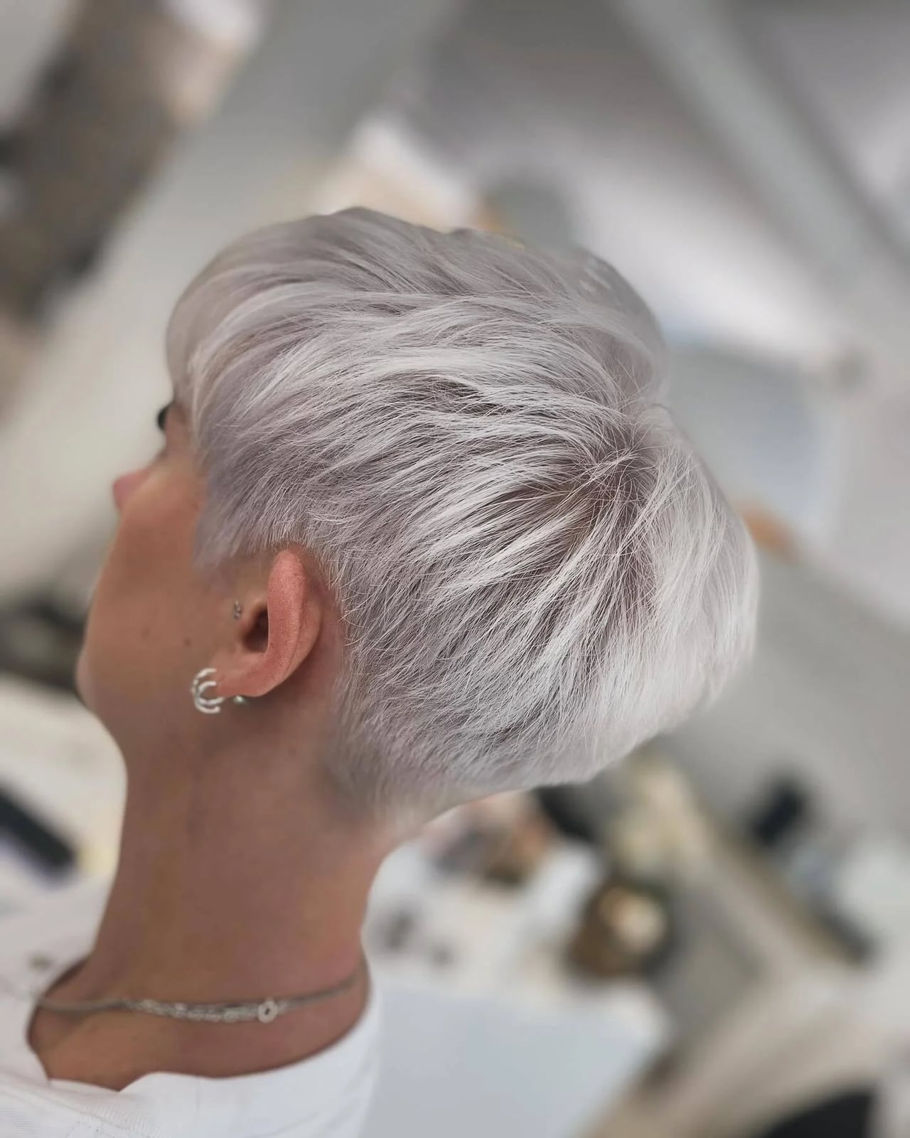 Short Textured Pixie With Swept Bangs, Close-Up Take Short Textured Pixie With Swept Bangs, Close-Up Take — Simple Haircuts for Thinning Hair