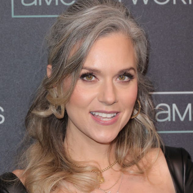 Grey Base With Blonde Highlights Collarbone Grey Base With Blonde Highlights Collarbone — Simple Highlights