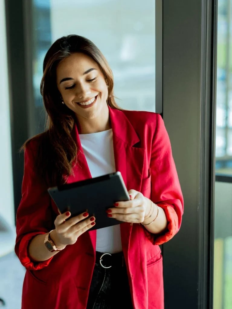 Vibrant Red Blazer Over White T-Shirt Vibrant Red Blazer Over White T-Shirt — Simple Job Interview Outfits