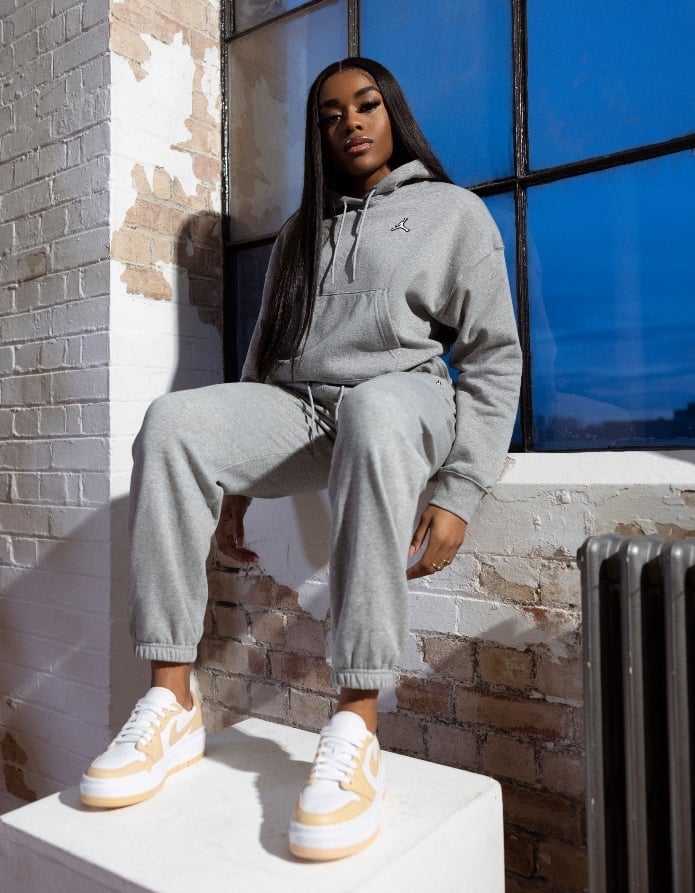 Grey Tracksuit With White and Peach Low Top Sneakers Grey Tracksuit With White and Peach Low Top Sneakers — Simple Jordans Outfits
