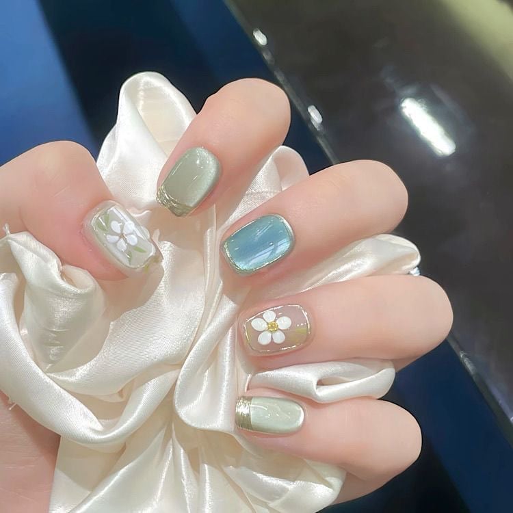 Short Square Sage Green Light Blue Cat-Eye Nails Short Square Sage Green Light Blue Cat-Eye Nails — Simple Korean Nails