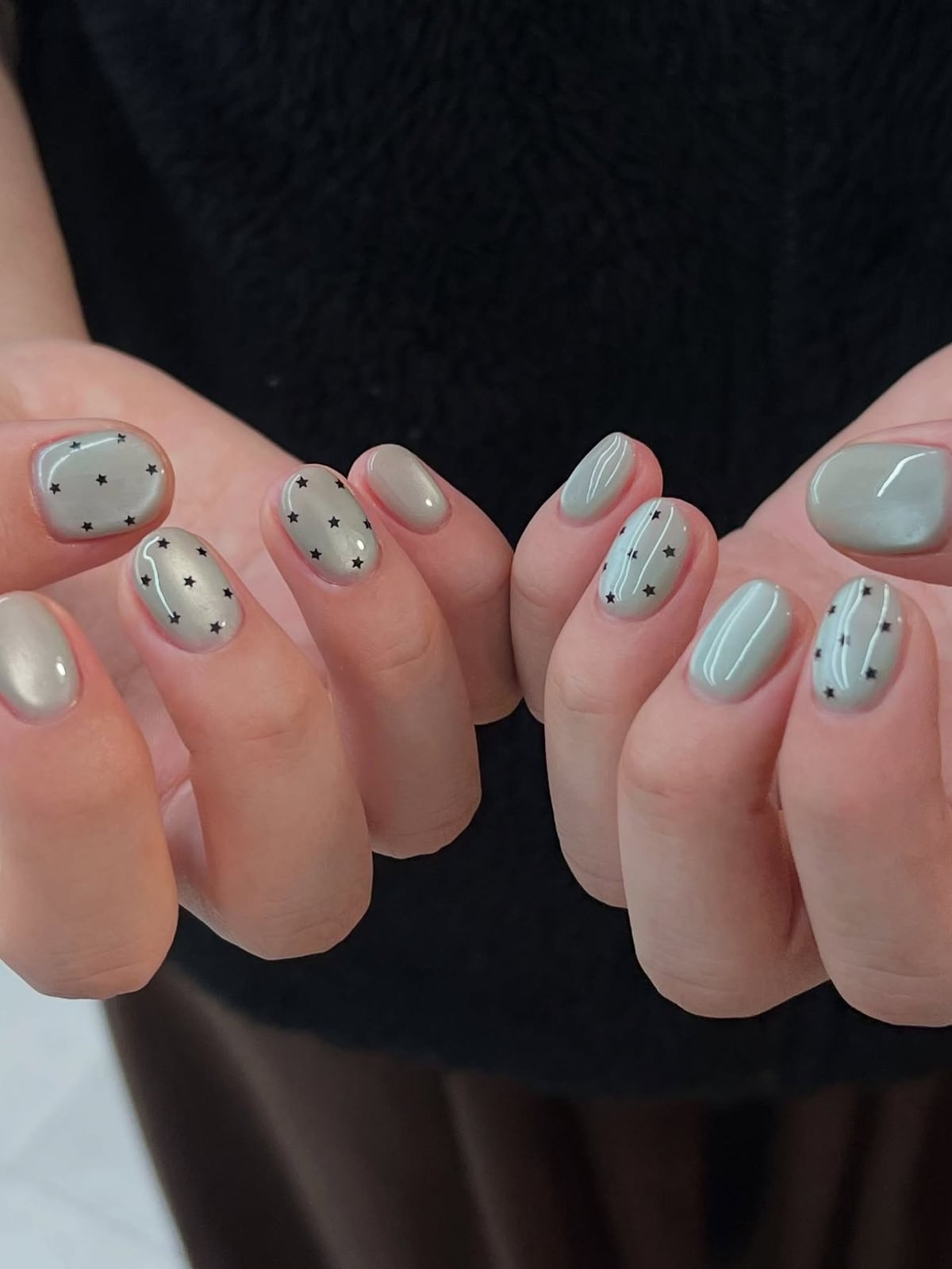 Short Oval Mint Grey Beige Nails With Black Stars Short Oval Mint Grey Beige Nails With Black Stars — Simple Korean Nails