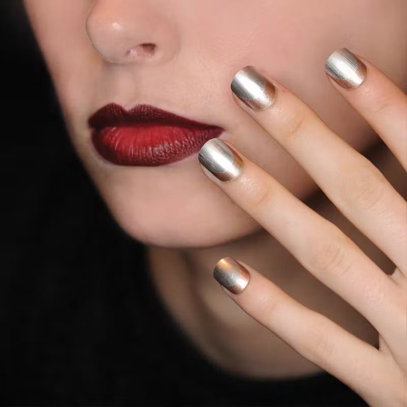 Rich Copper Metallic Shimmer Short Oval Nails — Simple Metallic Nails