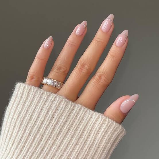 Medium Square With Single Thin Black Line — Simple Minimalist Nails