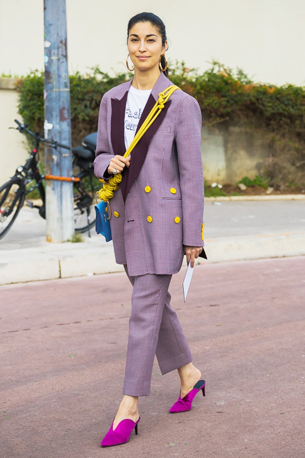 Checked Suit with T-Shirt and Pink Mules Checked Suit with T-Shirt and Pink Mules — Simple Mules Outfits