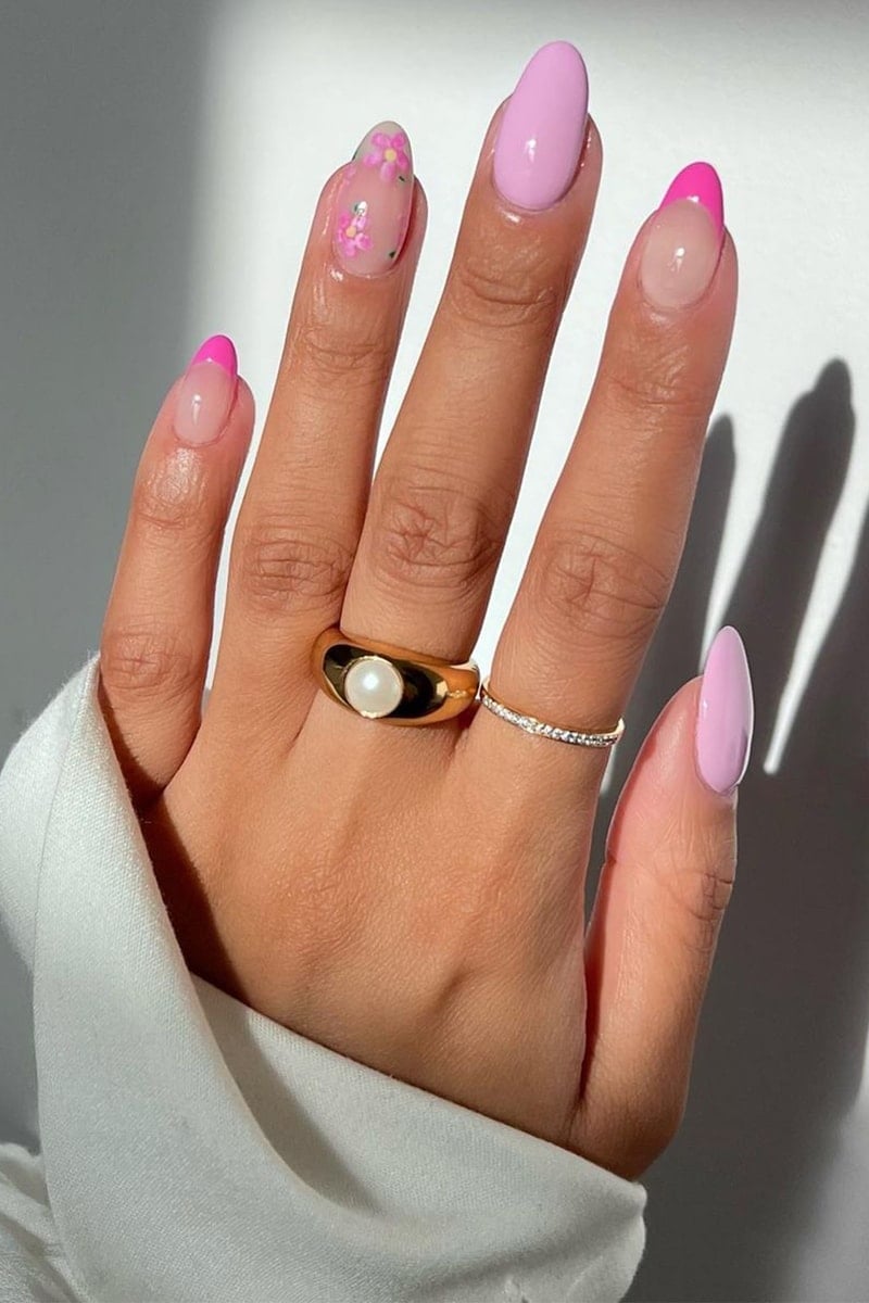 Medium Almond Nails With Floral Art and Pink Tips Medium Almond Nails With Floral Art and Pink Tips — Simple Nail Art Inspo