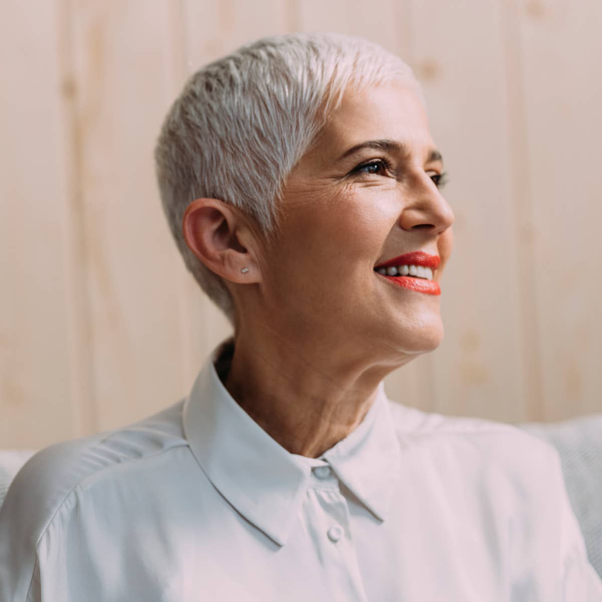Classic Silver-Grey Pixie With Side Fringe — Simple Pixie Hairstyles