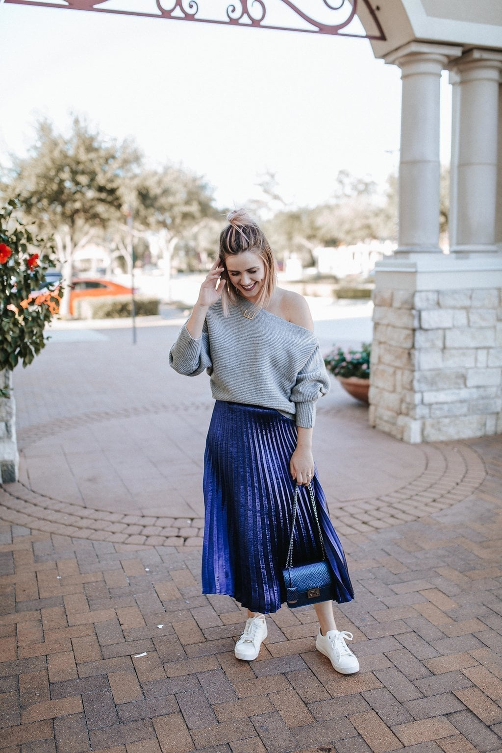 Blue Metallic Pleated Midi Skirt with a Grey Sweater, Close-Up Take — Simple Pleated Skirt Outfits